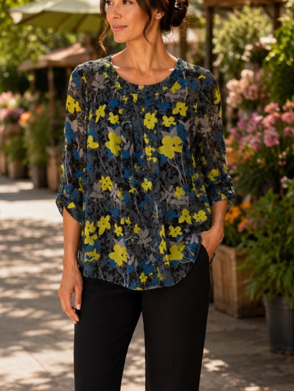 GNW Floral Scoop Neck Blouse